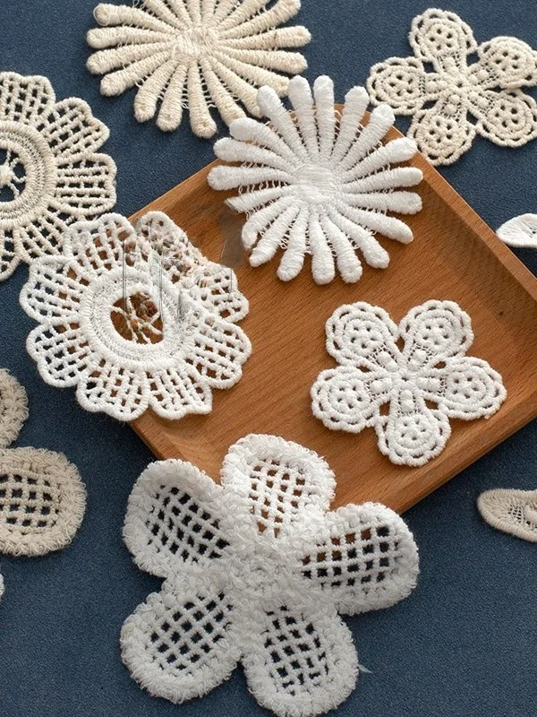 水溶刺繍レース花辺布貼り：全棉素材で衣装装飾に最適なハンドメイド種類