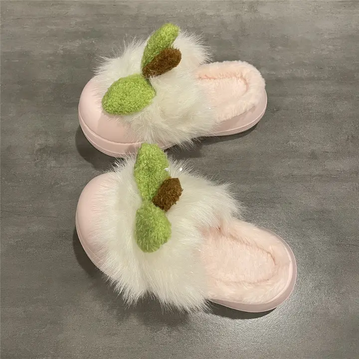 ふわふわの暖かい室内用スリッパ【厚底・ピンク・冬用・加毛仕様】