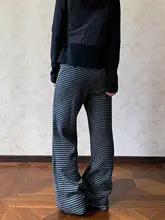 ストライプデザインのフィットパンツ【ウエストゴム・スポーツ用・微フレア】