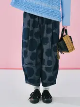 春の雰囲気漂う水洗いドットデニムロールアップパンツ【コットン・ロールアップデザイン】（セットアップ対応）