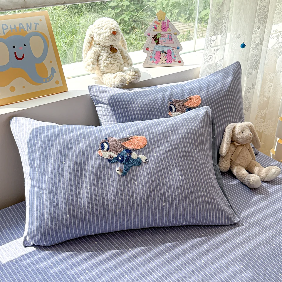 カートゥーンデザインの純綿毛布タオル【冬用・厚手・刺繍入り・シングルベッド用】（セットアップ対応）