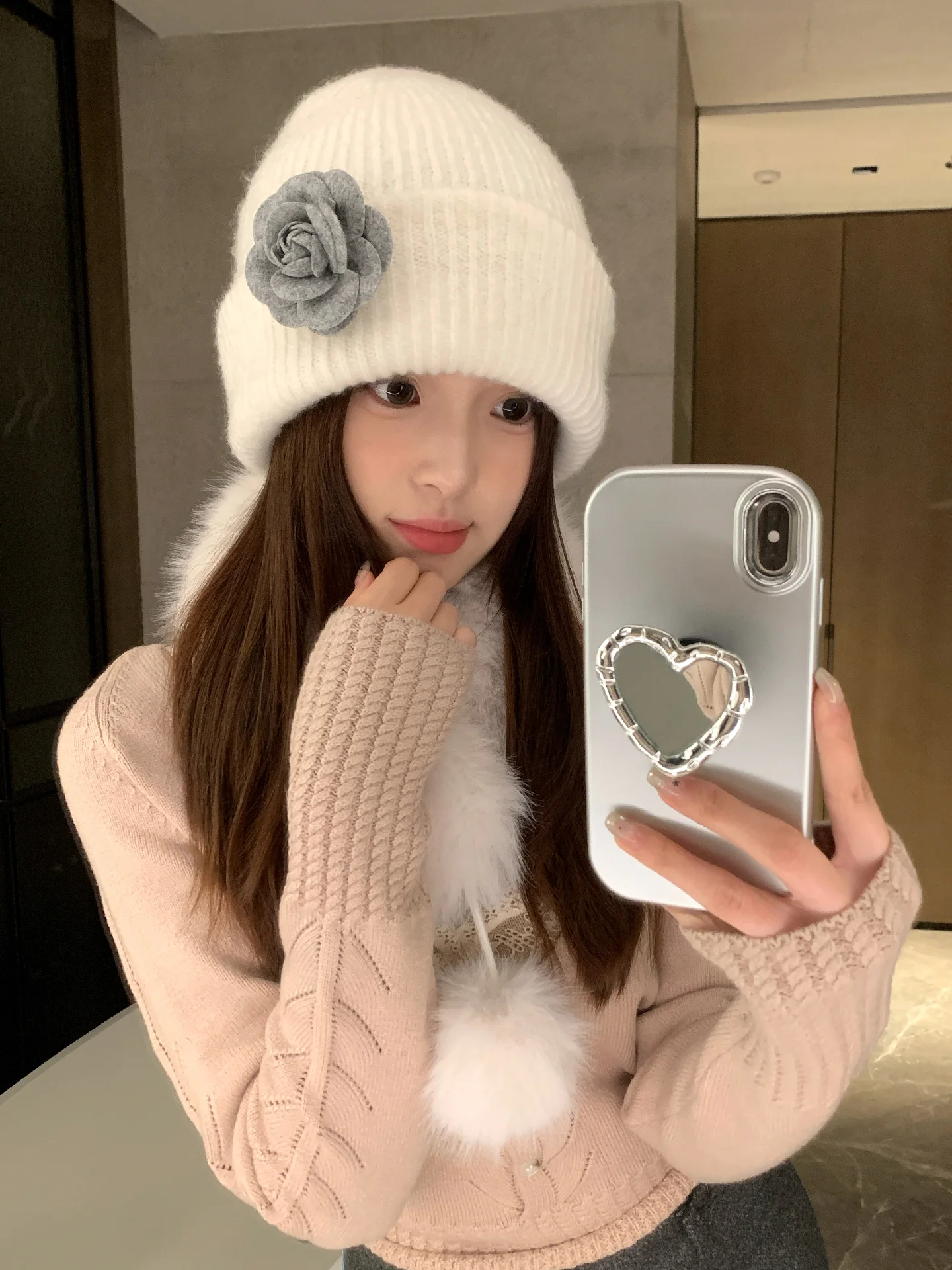 ニット帽を選びたいときに、どうすれば「かわいい」かつ「暖かい」スタイルにできるの？