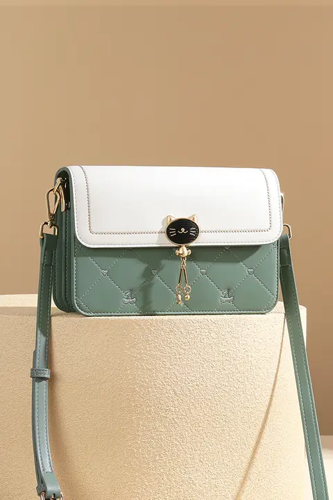 啄木鳥 本革 斜め掛けバッグ【カラーブロック・小型・ファッション・ショルダーバッグ】