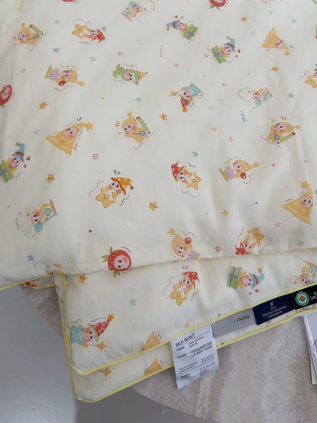 夏の掛け布団に「可愛さ」をどう選ぶ？子供の夢を形にしたシルク掛け布団の選び方