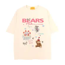 カジュアルなクマのバースデーパーティーTシャツ【アメリカンヴィンテージ・かわいいカートゥーンプリント・ゆったりサイズ】