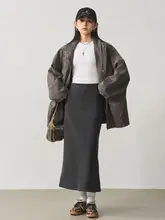 高級感のある深灰色スーツフィッシュテールスカート【ハイウエスト・スリムフィット・タイトシルエット】