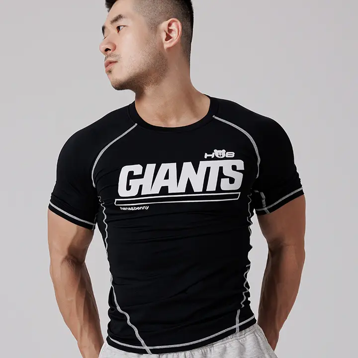 極上の柔らかさのフィットネスTシャツ【吸汗速乾・短袖】