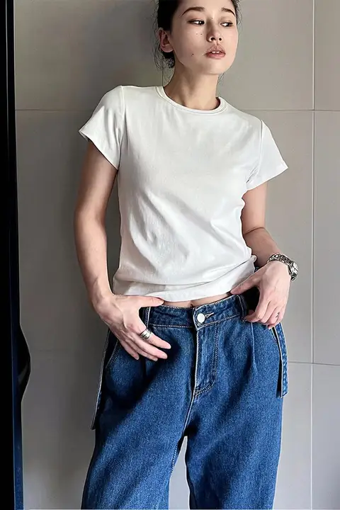 白色ラウンドネックショートスリーブTシャツ【女性用・極上の柔らかさ・フィット感】