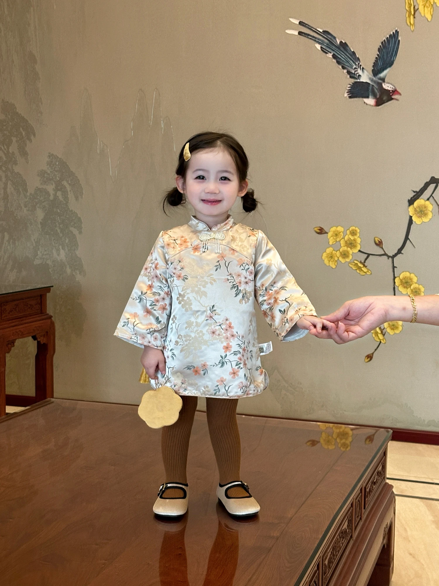 中国婚礼衣装の種類と選ぶべきスタイル：春季新作中華風ワンピースの実際の特徴