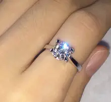 モーサナイトリング【牛頭デザイン・四爪タイプ・純銀製】