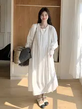魅力的なデザインのノーカラー女性用ベストワンピース【春秋向け・個性的・エレガント】（セットアップ対応）