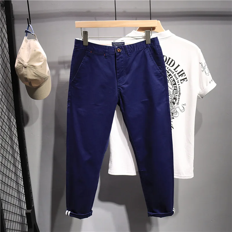 カーゴパンツ メンズ コーデ 完全ガイド｜サイズ選びの秘密とミニマリズムの実践