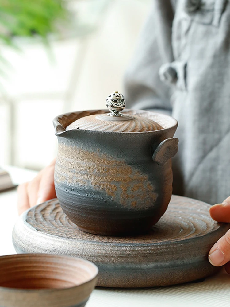 手作りのレトロな急須と蓋付き茶碗：新中式スタイルの陶器製茶器をどう選ぶか