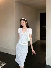 白色レースVネックパフスリーブTシャツ【夏用・女性・魅力的・タイトスカート・カジュアルスタイル】（セットアップ対応）