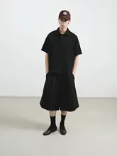 デザイン性のある多重プリーツの五分丈パンツ
