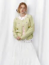 刺繍入りカーディガン【春夏向け・女性用・短丈・優しい雰囲気】