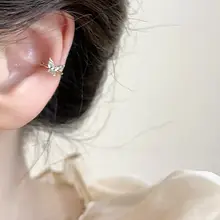 高級感ある蝶型イヤーカフ【微細なジルコニア装飾・穴あけ不要・軽やかなデザイン】