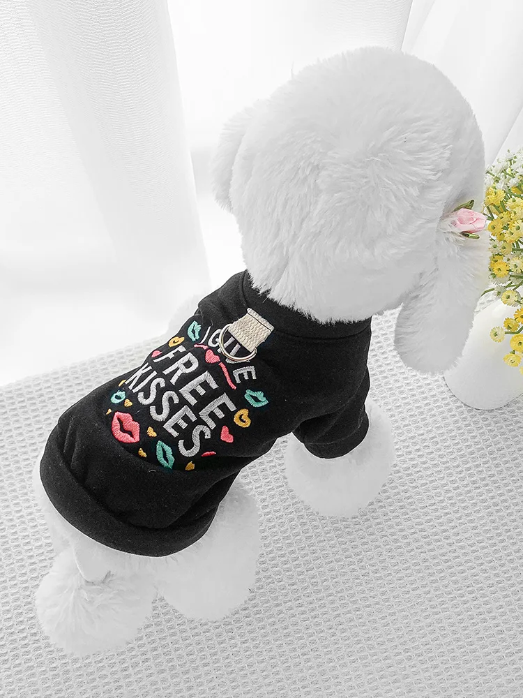かわいい犬グッズで冬を彩るには？ペット用スウェットシャツの選び方を徹底解説