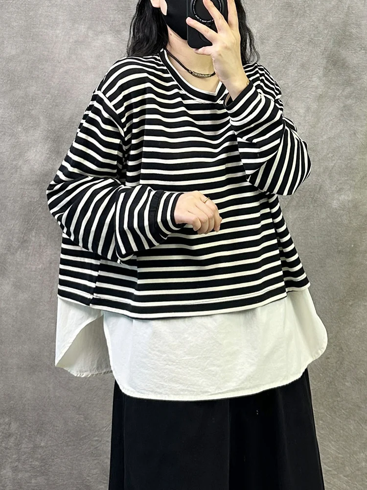 ネイビー Tシャツのコーデは、どうやって着るの？