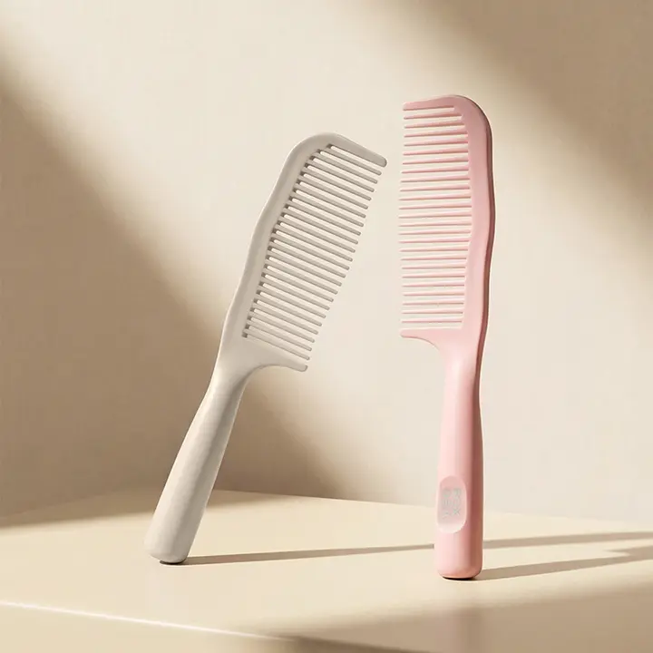 子供用ヘアブラシ【静電気防止・絡まりにくい・ふんわり仕上げ】