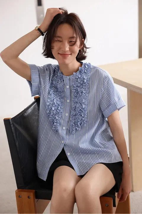 夏用コットン製青いストライプの半袖シャツ【フィット・カジュアル用】