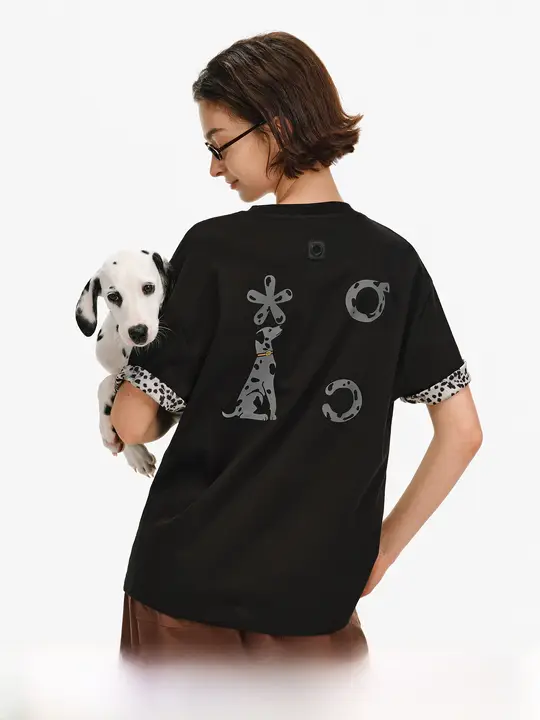 斑点柄ビンテージスポーツTシャツ【半袖・ユニセックス・犬のプリント】
