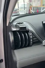 車載スマホホルダー【多機能・スタイリッシュデザイン】
