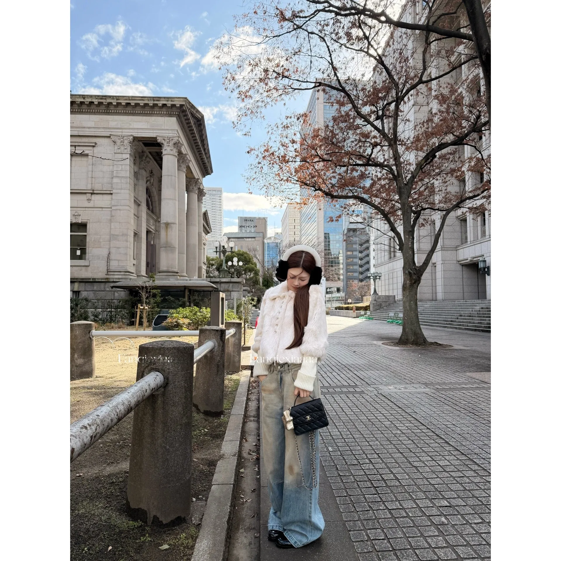 古着 デニム レディース ワイドパンツ【手作りスプレーアート・ウォッシュ加工】の実用性と価格帯を解説