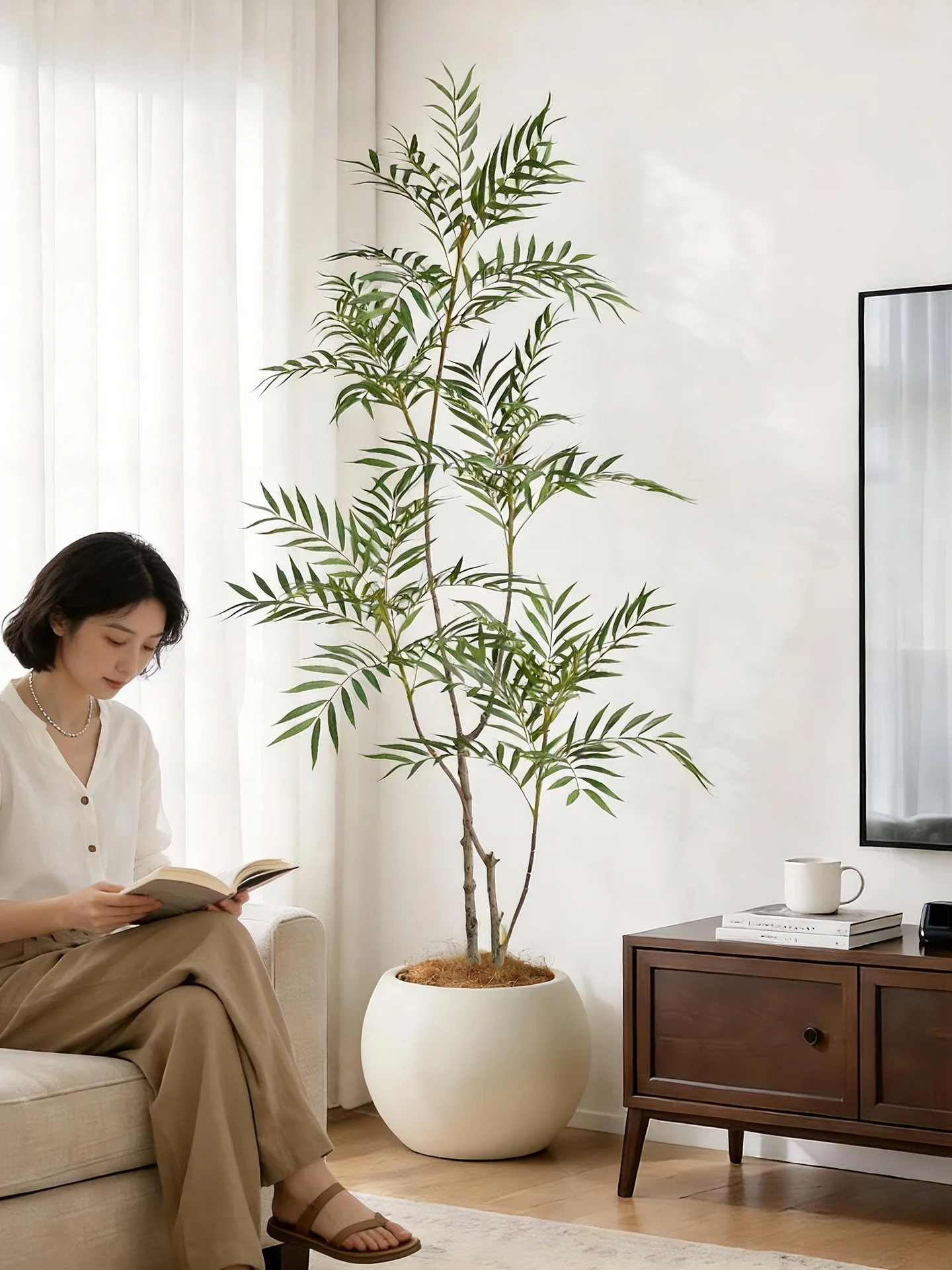 揃えるミニマリスト部屋づくりアイ テム | 高級感とシンプルさを両立する3つの実証ガイド