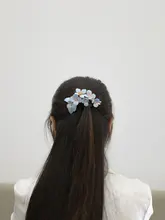 高級感あるフラワーフェルトヘアクリップ【後頭部用・横差しタイプ】