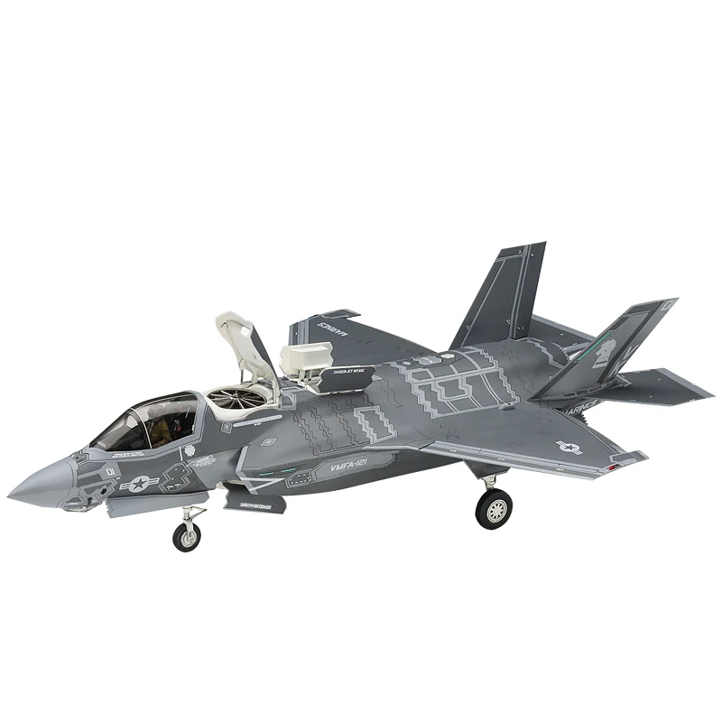 長谷川 F35B閃電II プラモデル：可動式尾部ノズル付き1/48組み立てキットの実用性と価格分析