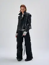 不規則なデザインのショートレザージャケット【ブラック・ライダース風・スーツカラー】