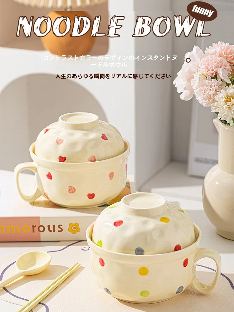 蓋付き陶器製の泡面用ボウル：すくいやすい設計とスタイリッシュなデザインが実用性を向上