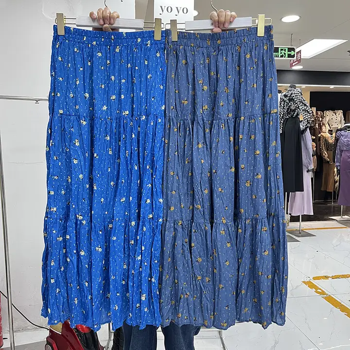 女性用ブルー花柄ハイウエストスカート