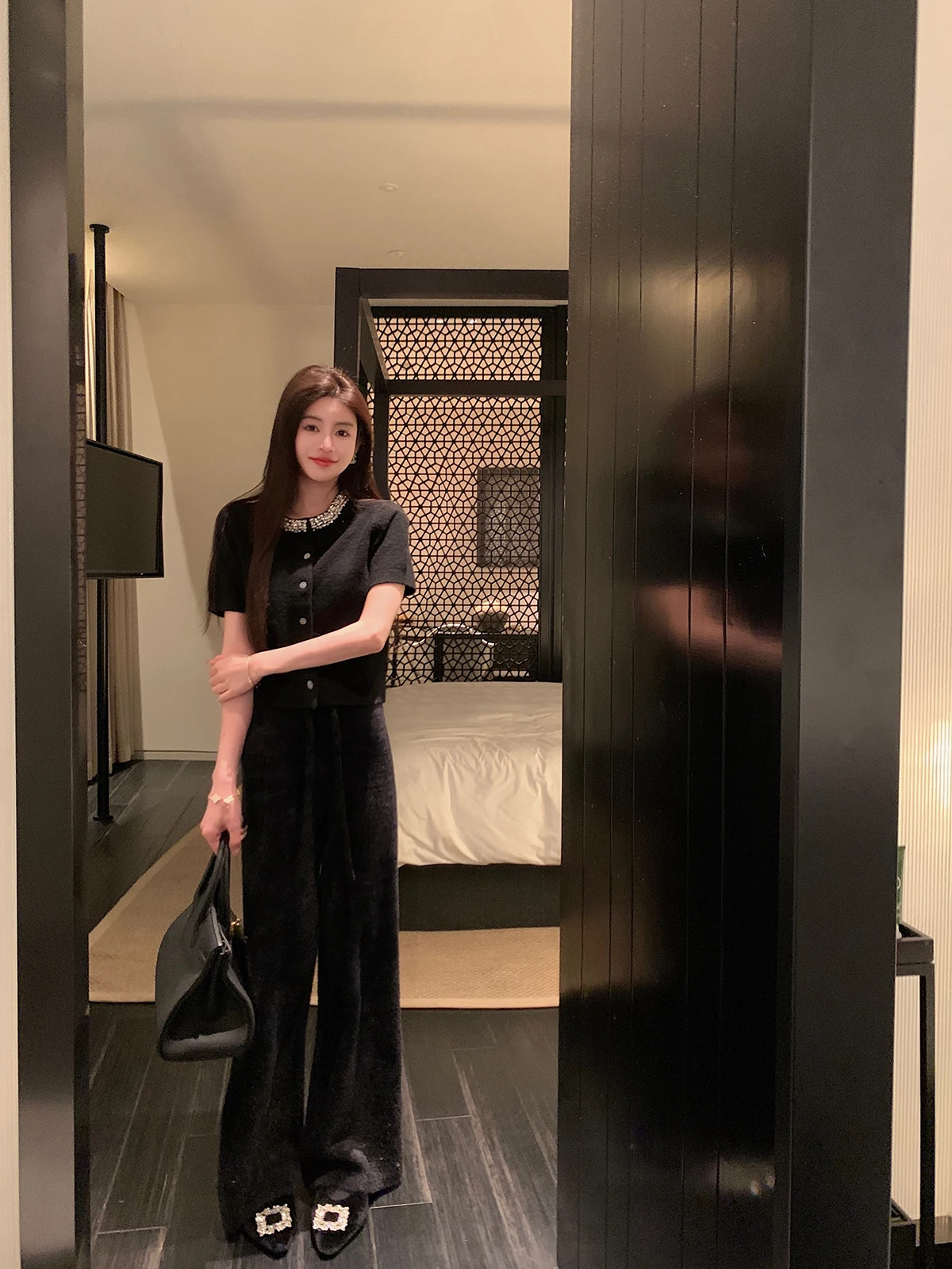10月23度に着る服装は？ジーパンコーデの本質を知れば、冬の季節感も自然にとれる
