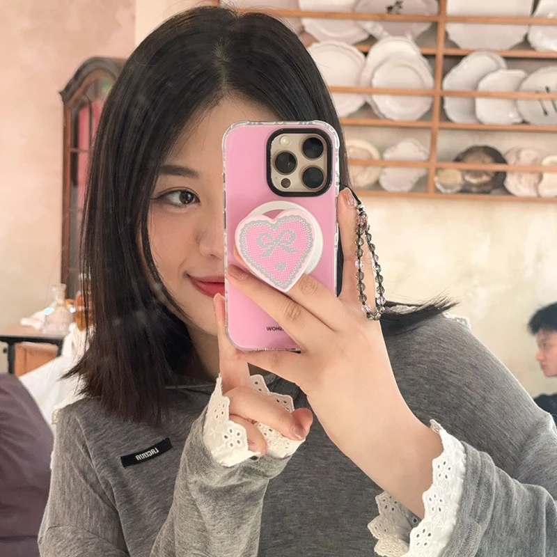アニエスベー スマホケースは、どんな色がおすすめ？リアルマネーと比べてどう違うの？