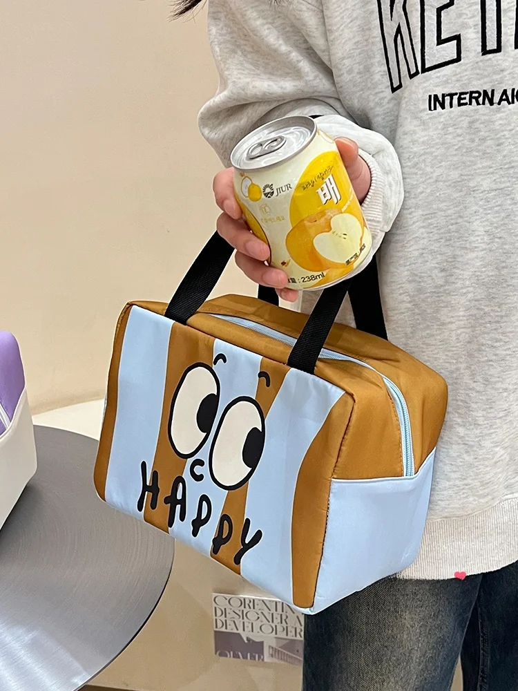 大容量保温弁当バッグ：学生・ビジネス向けの手提げ型保冷ポーチの実用性と性能解析