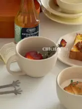 おしゃれな北欧デザインの陶器製朝食用マグカップ【大容量・コーヒーや冷たい飲み物に最適】