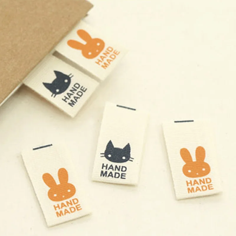 手作りコットンラベル刺繍デザインウサギとサル：高級感と個性を融合したオリジナルアイテム