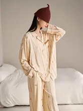 モダールストライプの長袖パジャマ【春夏用・感・ルームウェア】（セットアップ対応）