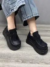レトロデザインの本革厚底T字ストラップシューズ【女性用・カジュアル・バックル付き】