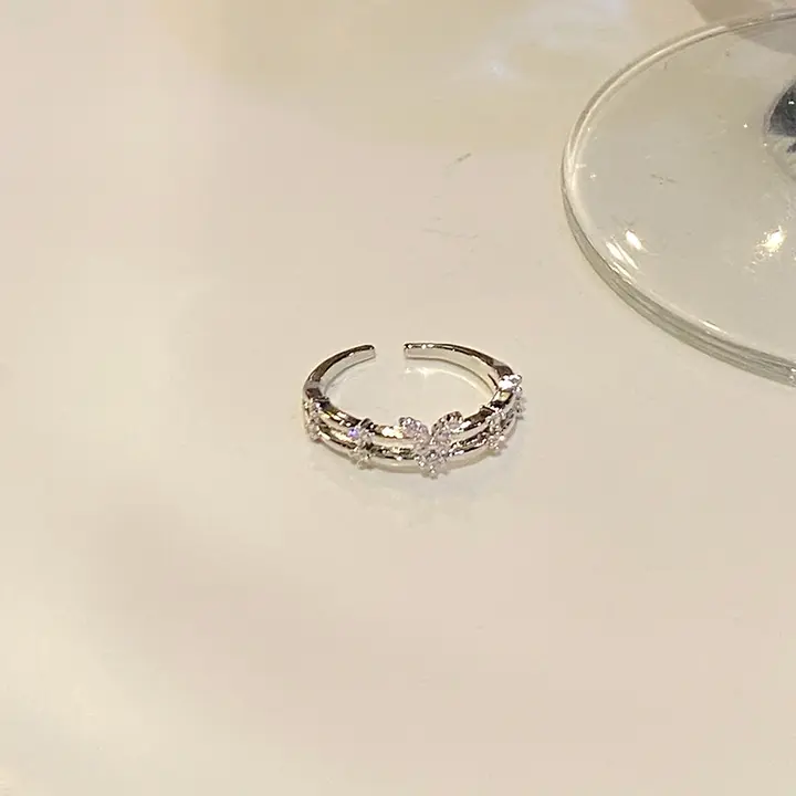 銅製パヴェバターフライリング【シンプルデザイン・軽やかさ・おしゃれなフィンガーリング】