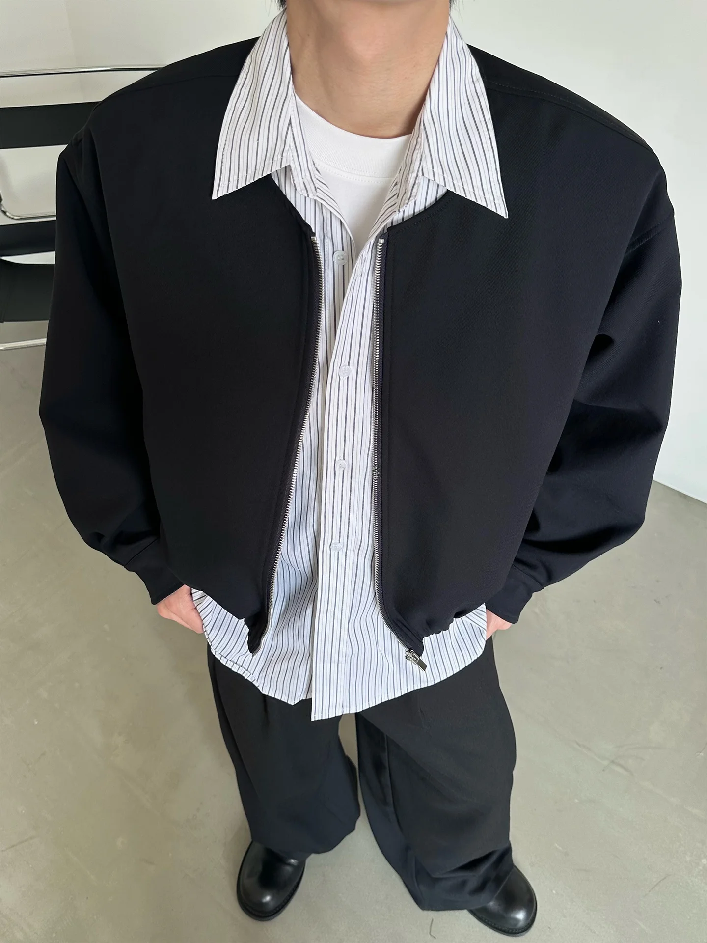 メンズオシャレの春先に、どんなジャケットが救うのか？
