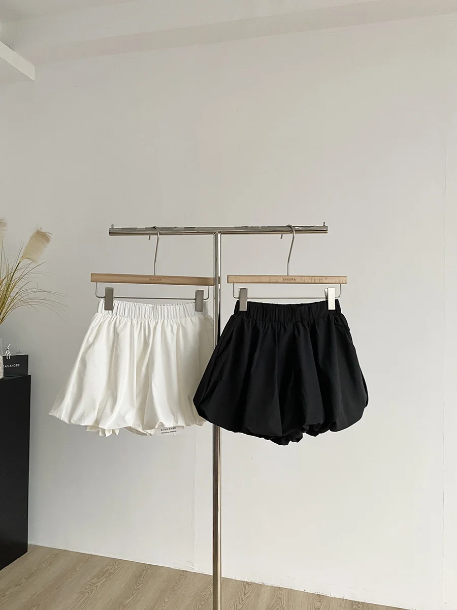 服ピチピチとは？シンプル無地ウエストゴムショートパンツの実際の特徴と使い方