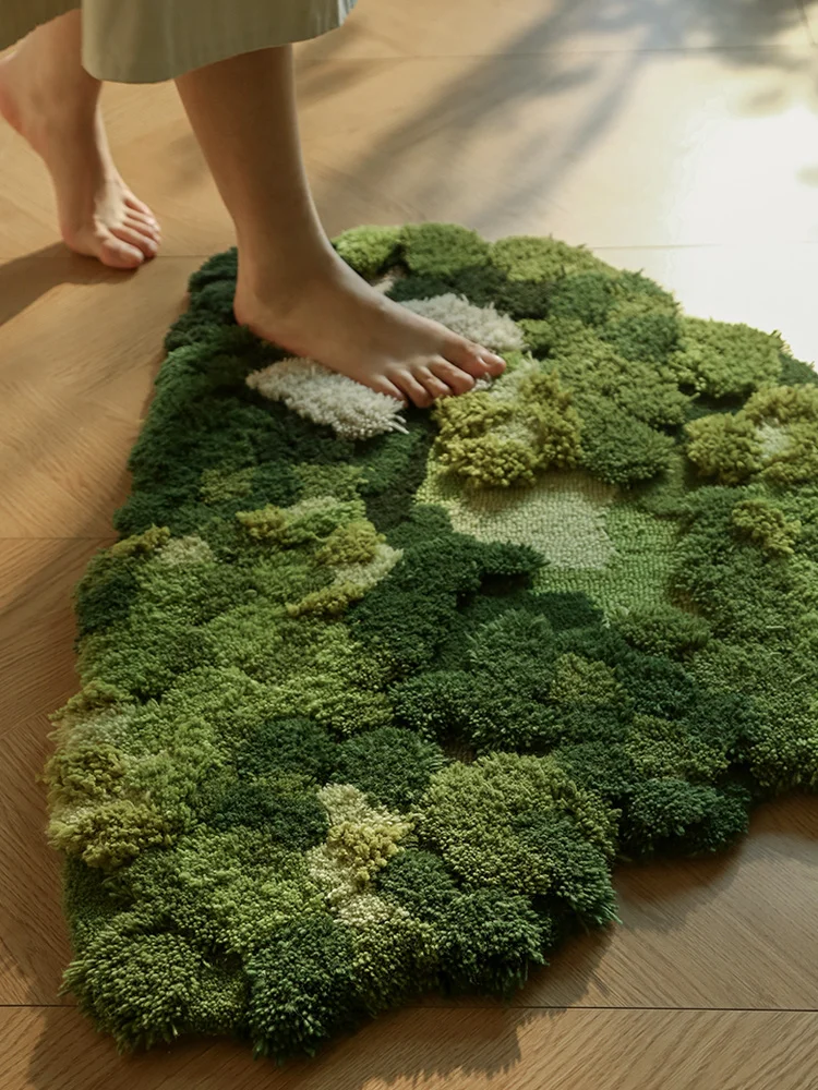 北欧風 手作りラグマット タイプ：苔の森デザインの実用性と空間適応性
