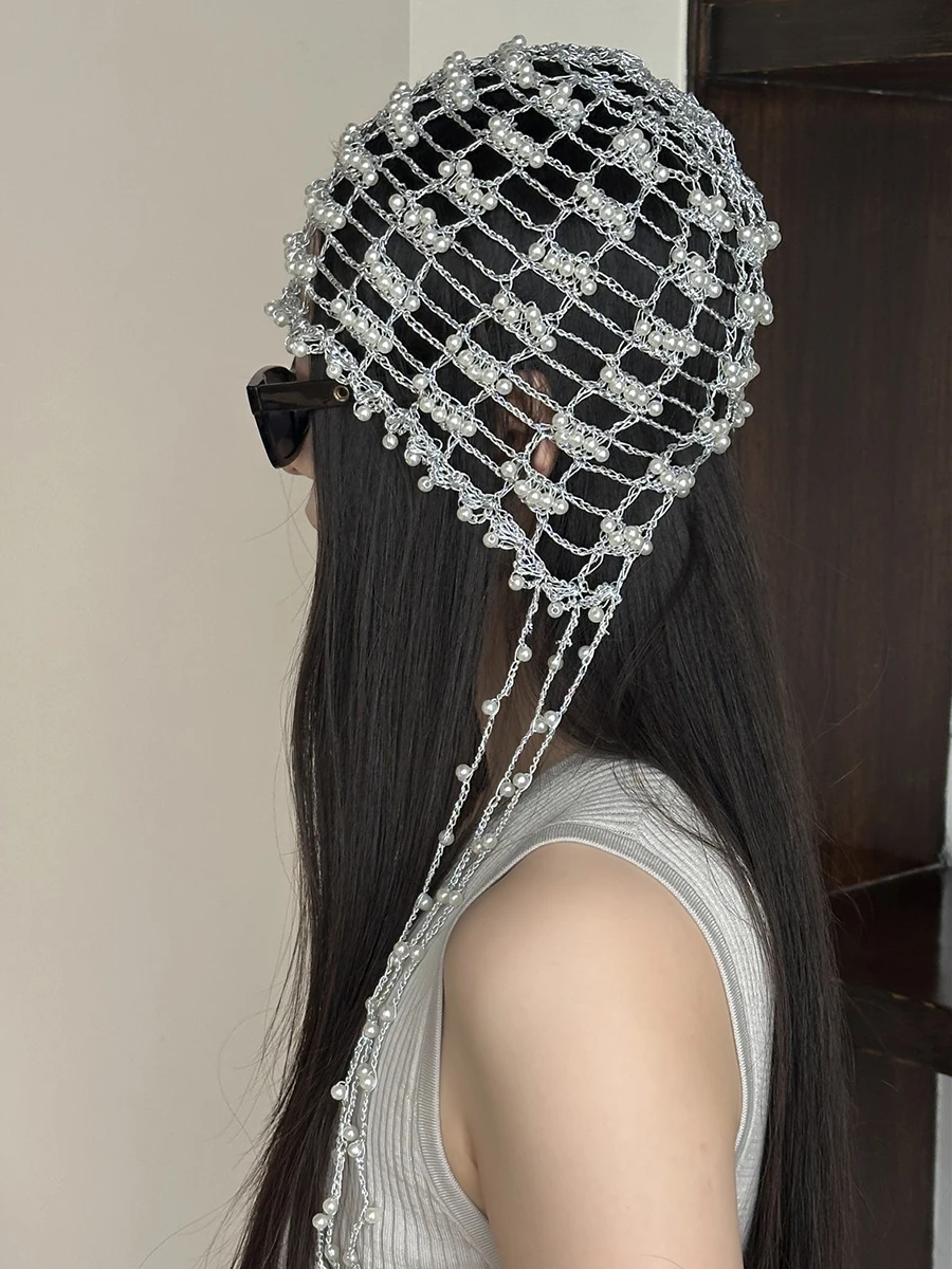 メタルビーズ編みの透かしデザイン帽子：夏用軽量通気性を実現する女性向け包頭帽