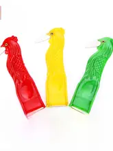 便利なフルーツピーラー【小型・皮むき器・ウリ・野菜用】