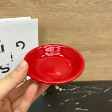 シンプルな赤色陶製丸皿【中華風・家庭用・醤油皿・小皿】
