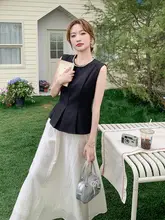 洗練された雰囲気の女性用ワンピース風ドレス【ノースリーブ・ウエスト絞り・スカート 付き】（セットアップ対応）