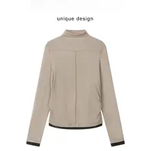 デザインが際立つ ハイネック秋冬用ニットTシャツ【韓国風・レイヤードデザイン】（セットアップ対応）